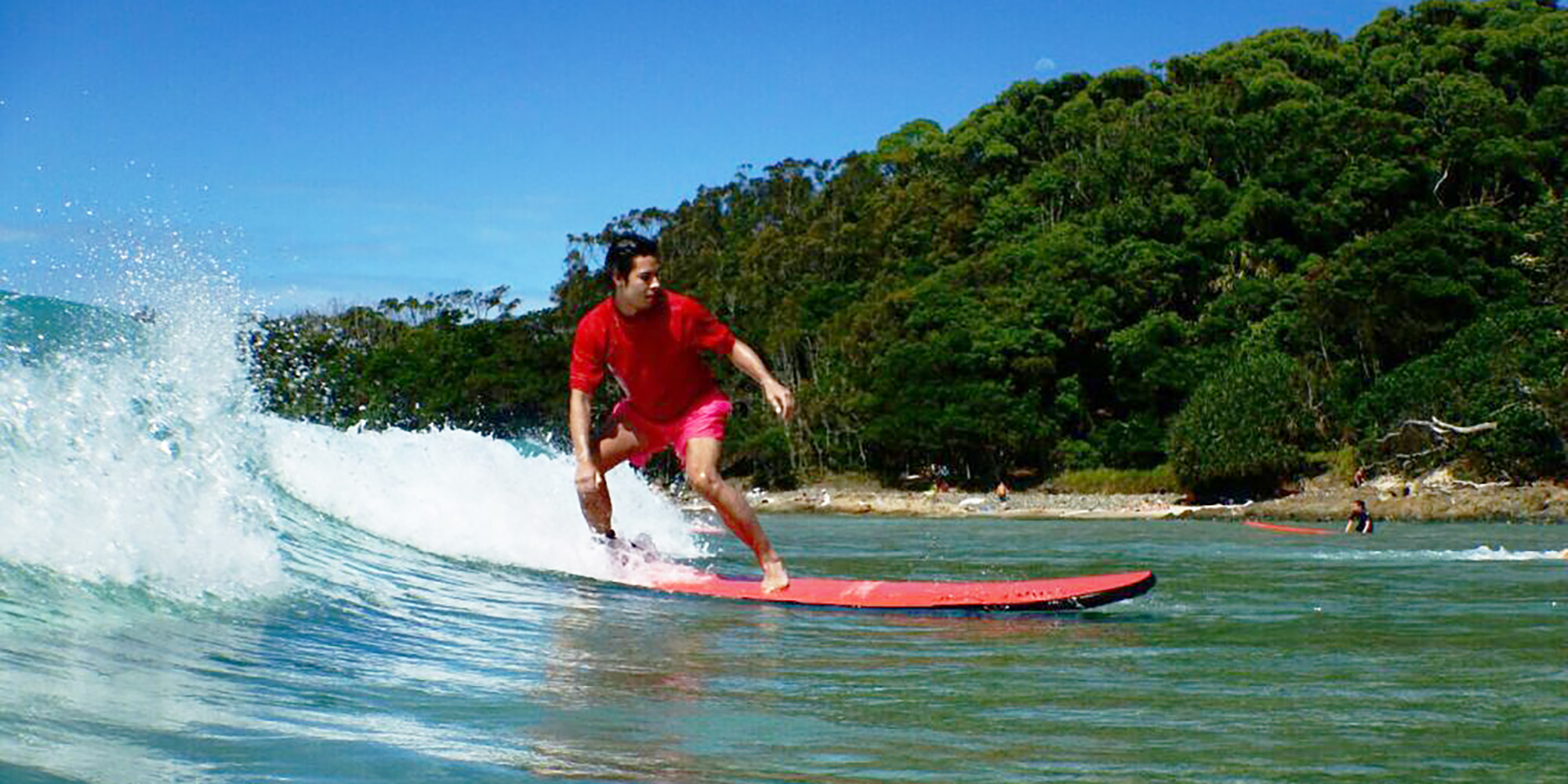 learn to surf in byron bay style surfing lesson